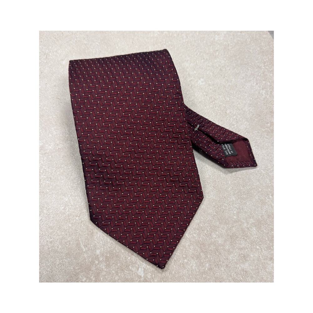100% Silk Tie - Handmade in Italy - Hart Schaffner Marx Burgundy Geometric